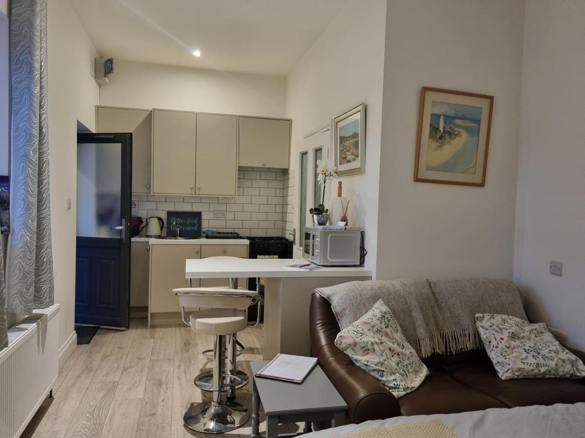 Cracatinni Mews Roundwood Kültér fotó